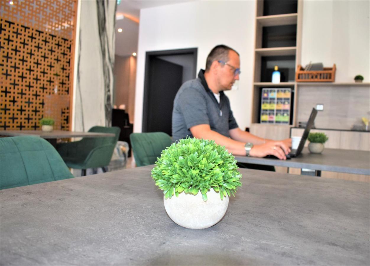 The Staycation By Lehmann Hotels Sindelfingen Extérieur photo